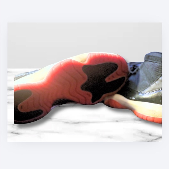 Size 7 - Jordan 11 Retro Bred 2019 (GS) main image 5